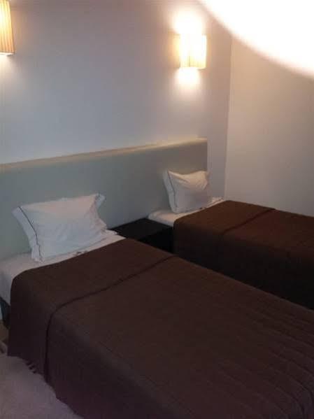 Casa Da Feira Guest House Lobios Eksteriør bilde